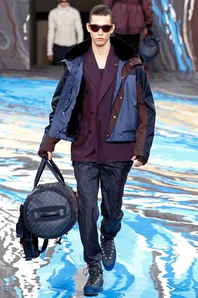 Look 22